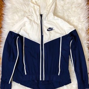 NIKE WindRunner Jacket